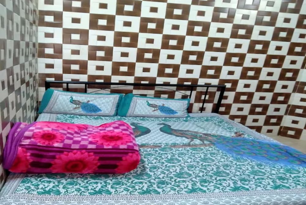 Амритсар: SIDHU GUEST HOUSE golden temple 400m walking distance