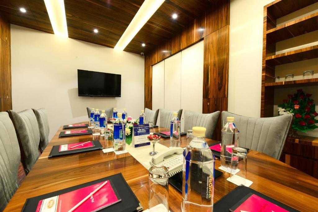 Амритсар: Surestay Hotel By Best Western Model Town Amritsar