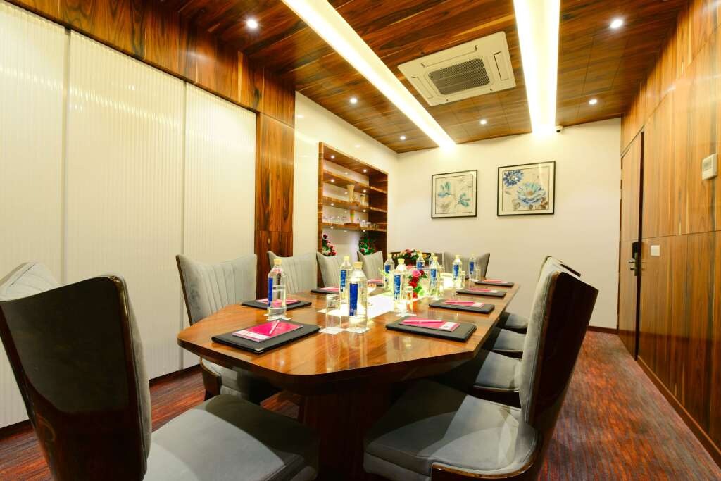Амритсар: Surestay Hotel By Best Western Model Town Amritsar