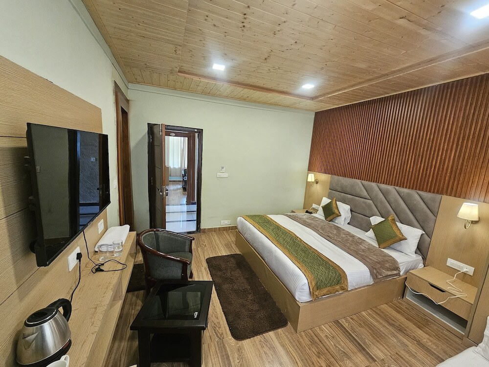 Аули: Hotel Yoga Badrinath Dham