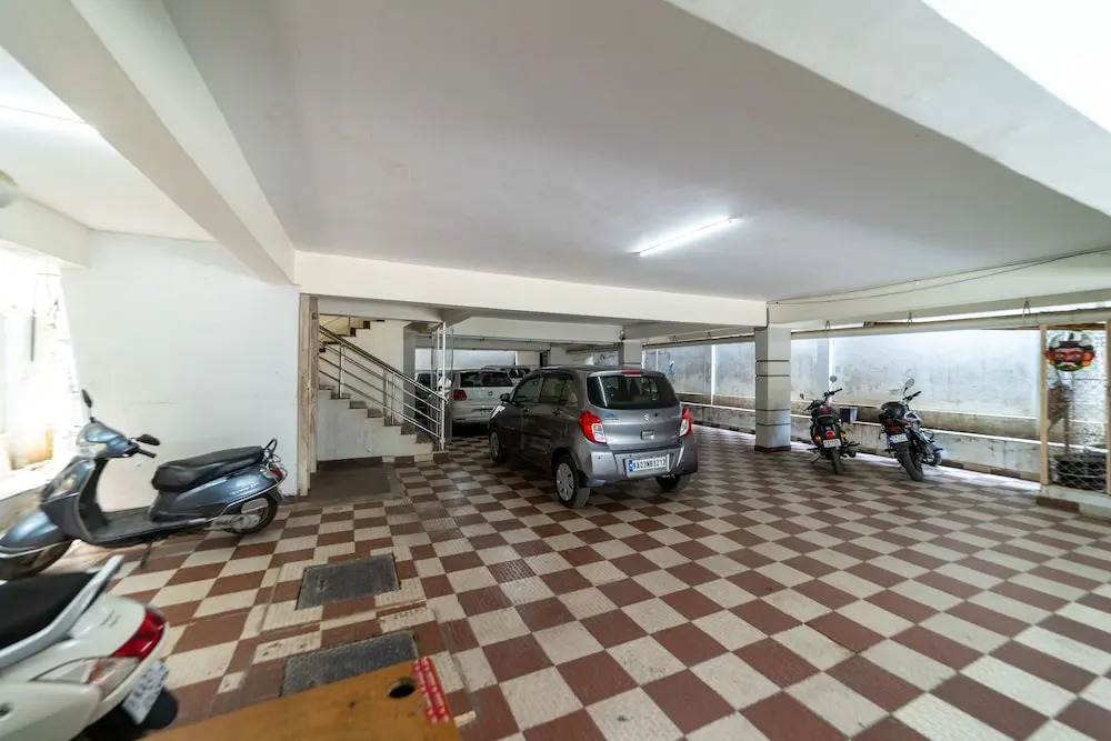Бангалор: Tetrad Hotel - International Airport Road Hebbal