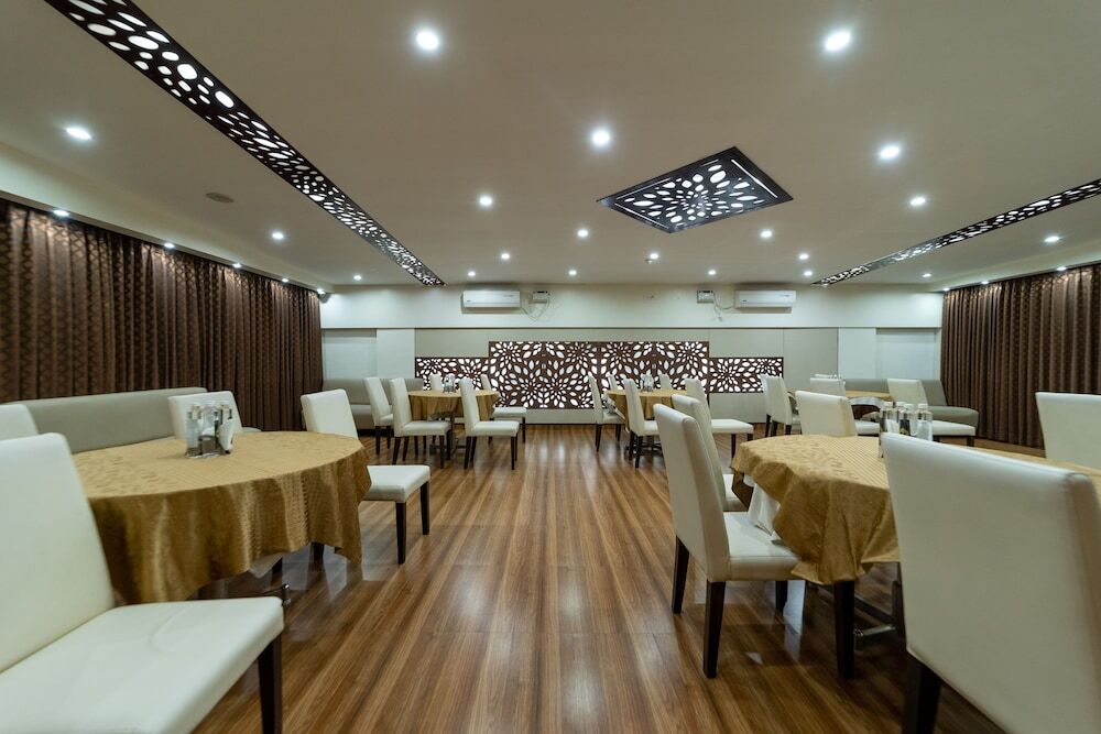 Бангалор: Tetrad Hotel - International Airport Road Hebbal