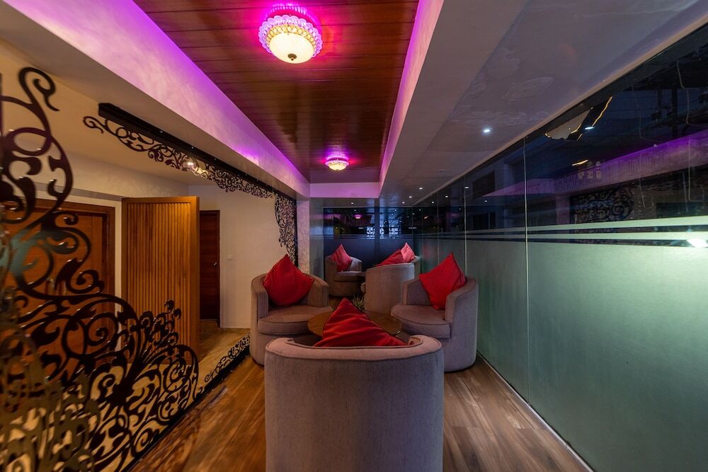 Бангалор: Tetrad Hotel - International Airport Road Hebbal