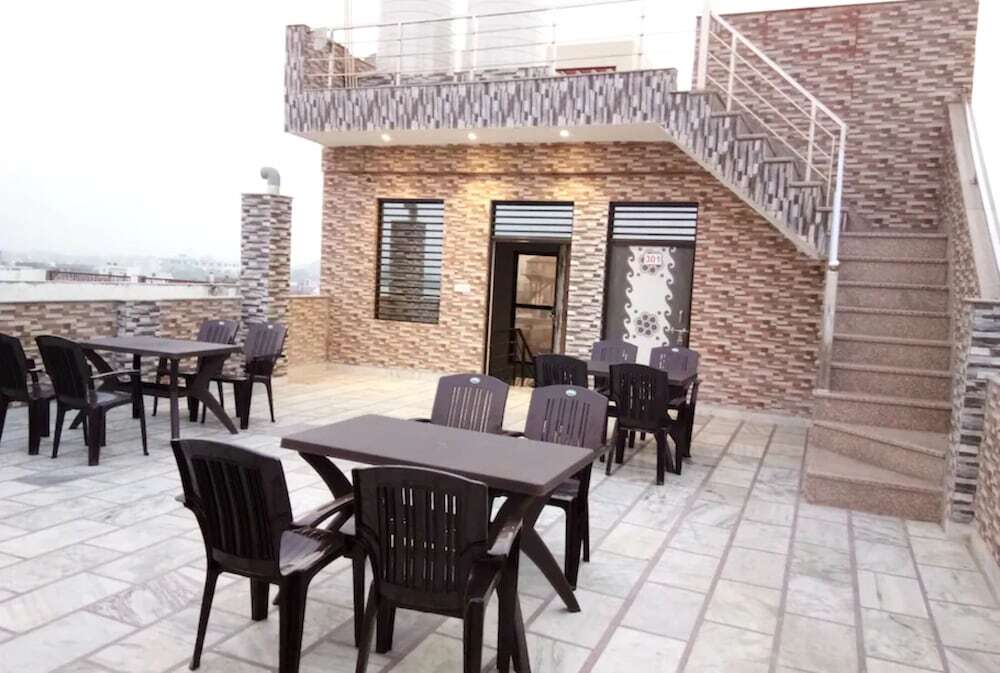 Goroomgo Friends Home Stay Agra — фото 4