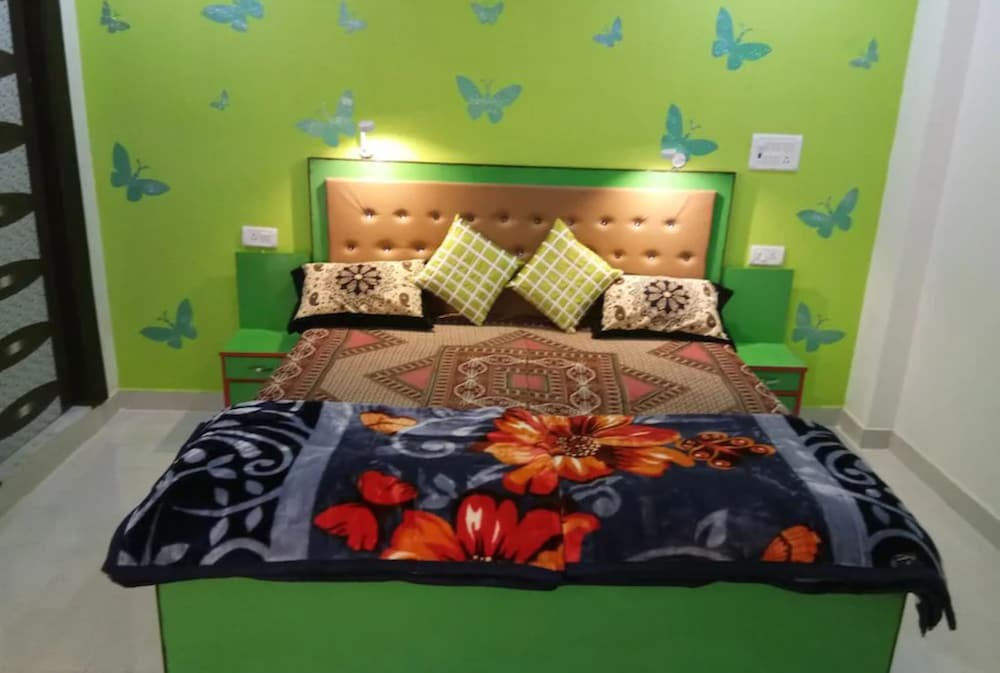 Агра: Goroomgo Friends Home Stay Agra