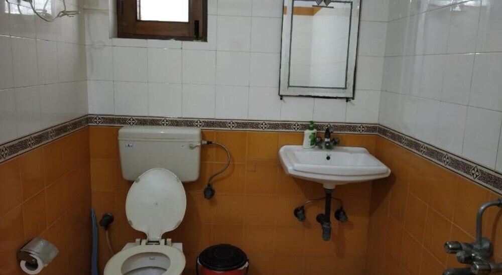 Агра: Goroomgo Super Home Stay Agra