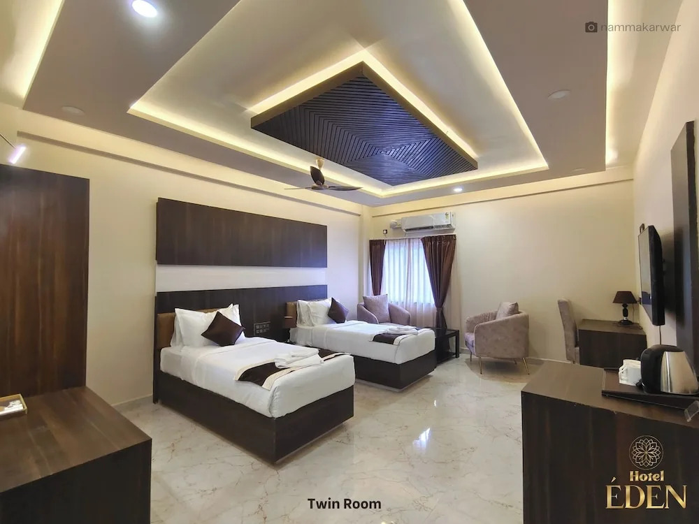 Карвар: Hotel Eden