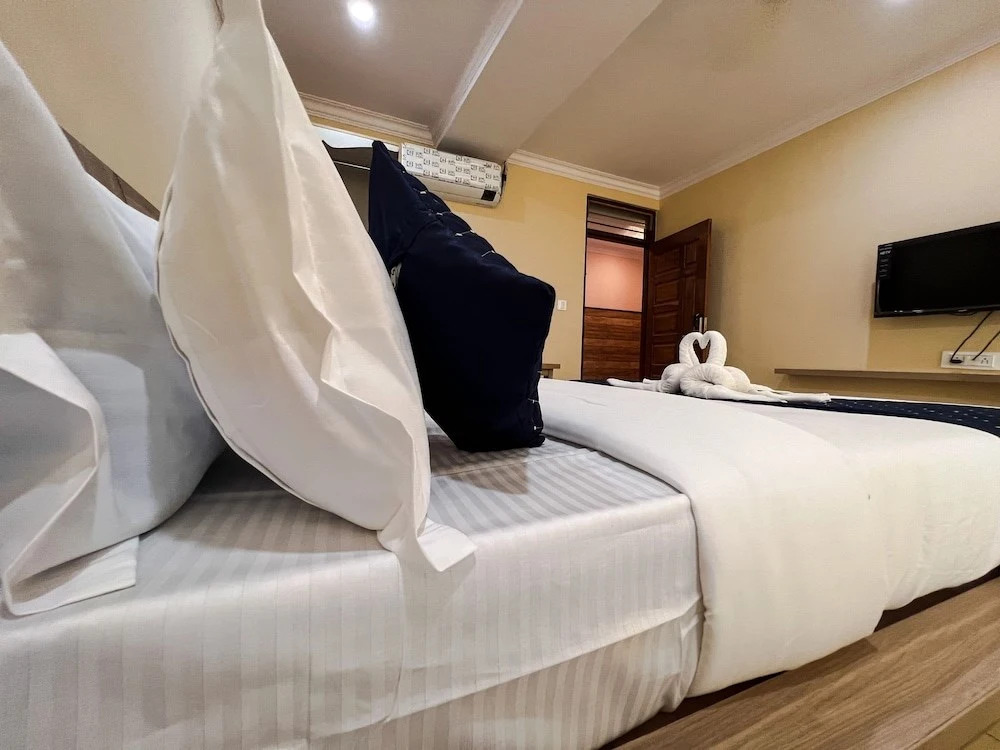 Бангалор: Hotel BNS comforts by Agira Hotels