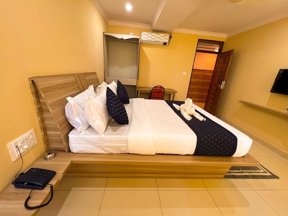 Бангалор: Hotel BNS comforts by Agira Hotels
