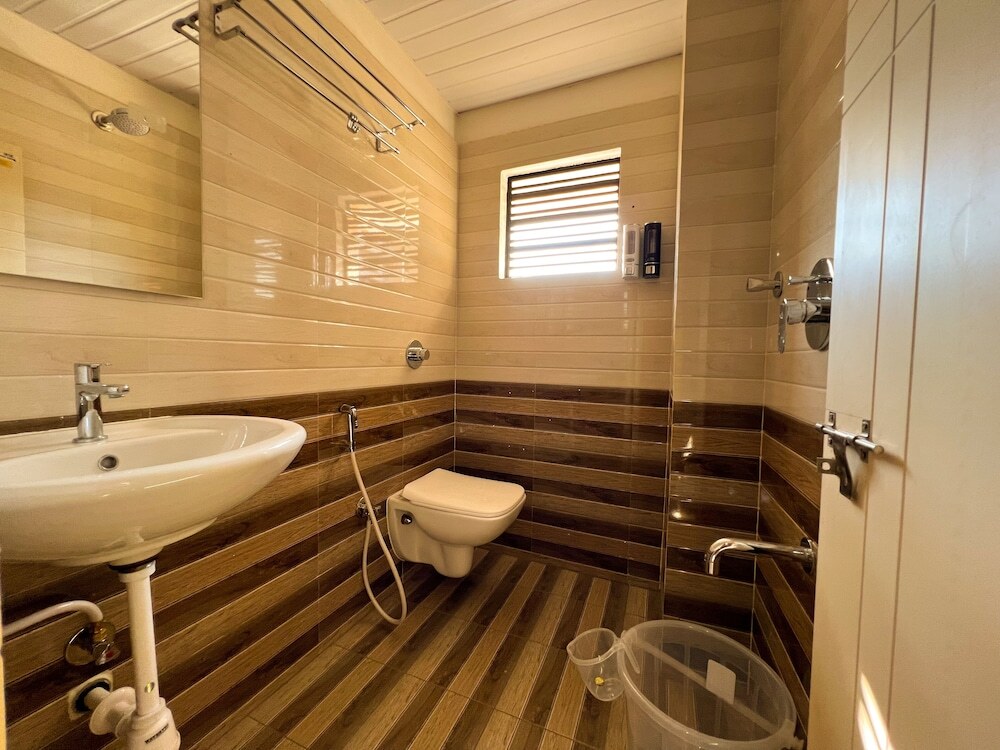 Бангалор: Hotel BNS comforts by Agira Hotels