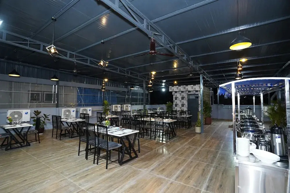 Бангалор: Hotel Sai Manyata Inn, Near Manyata Tech Park