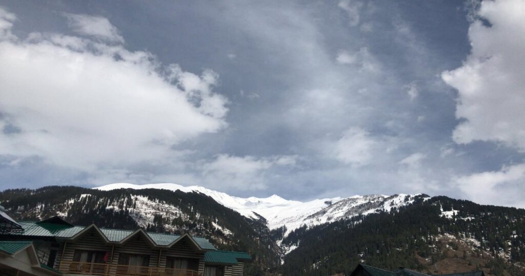 Манали: The Laurent and Banon Resorts