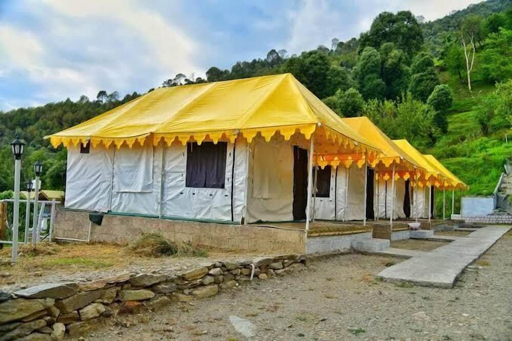 Бир: Parker Camps