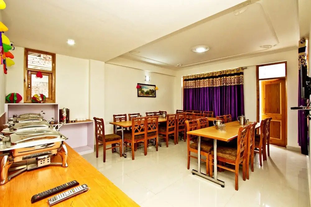 Бир: Goroomgo Uday Homestay Himachal Pradesh