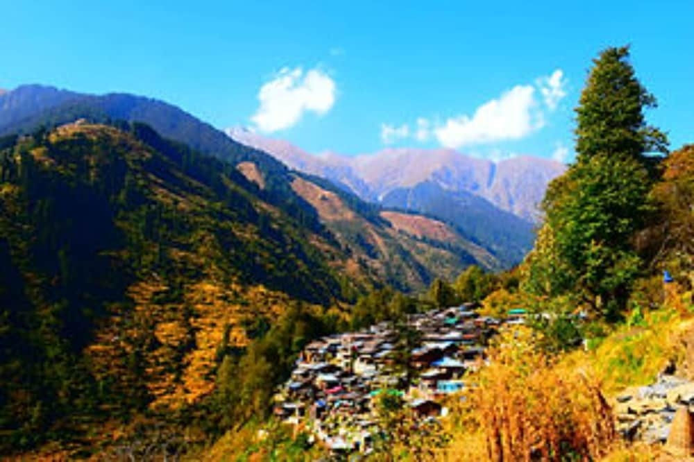 Бир: Goroomgo Uday Homestay Himachal Pradesh