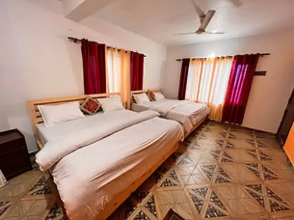 Бир: Goroomgo Uday Homestay Himachal Pradesh
