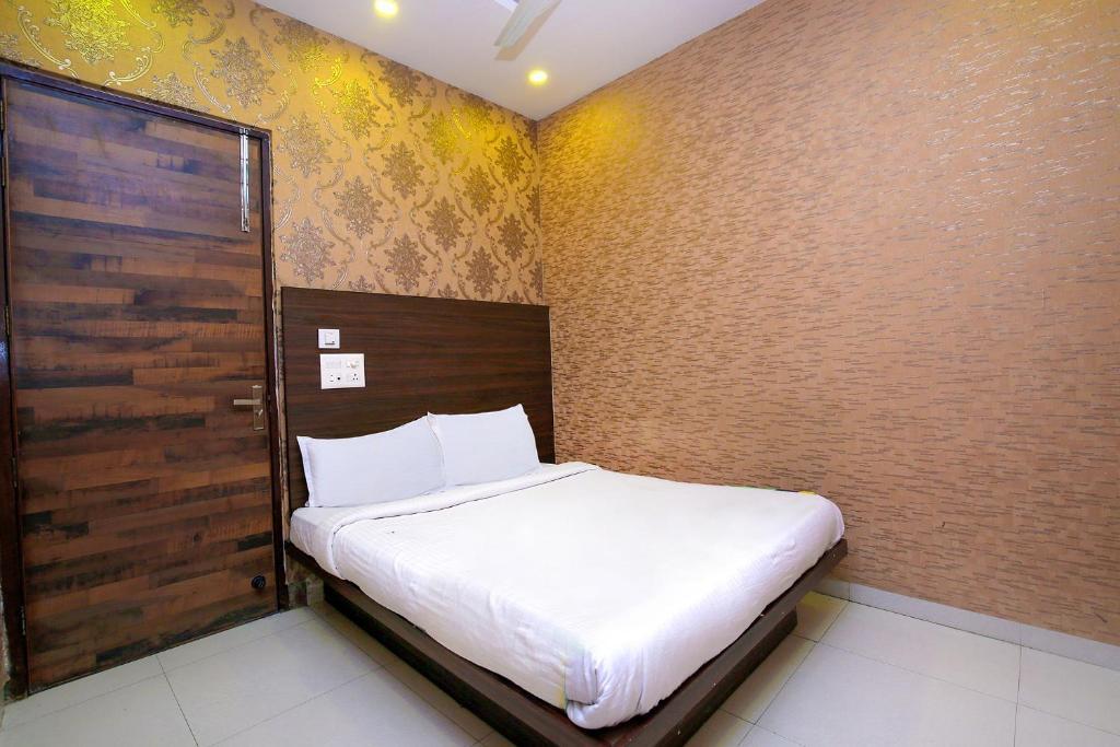 Зиракпур: FabHotel Pearl Grand