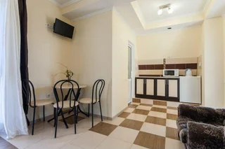 Судак: Guest House Uyut