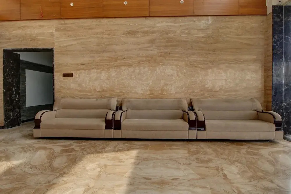 Хоспет: Pbs Grand by Oyo Rooms