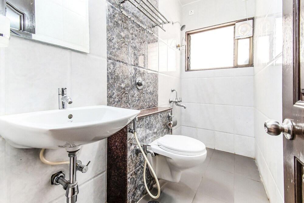 Колхапур: FabHotel House Khas Pranaam