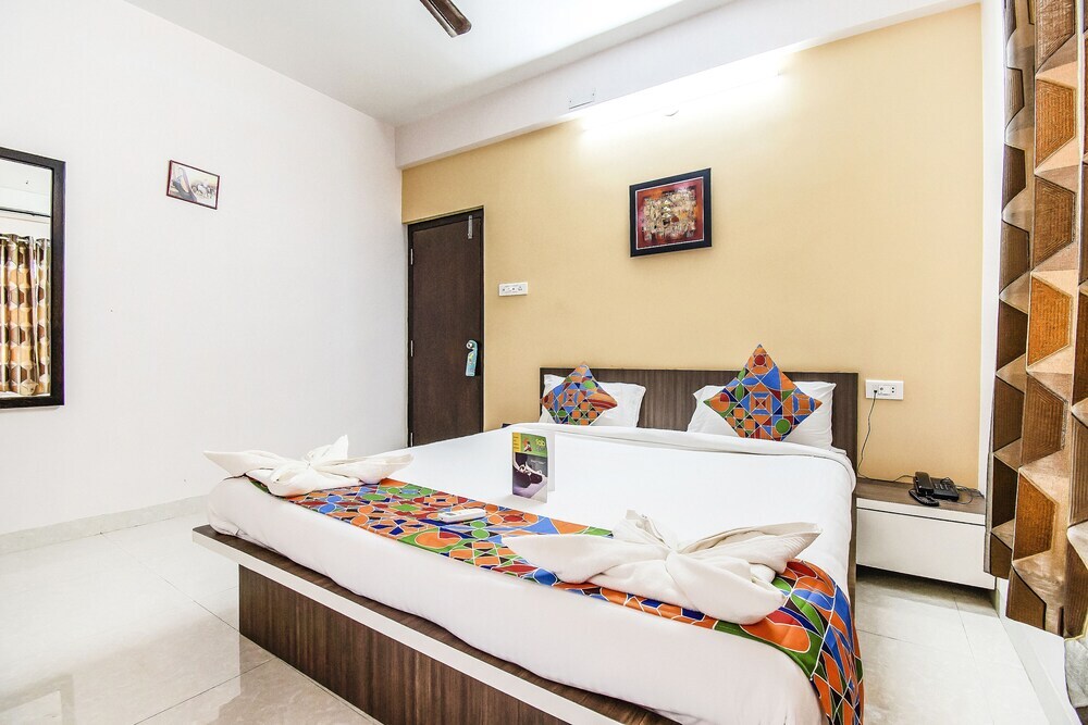 Колхапур: FabHotel House Khas Pranaam