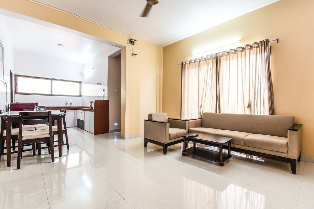 Колхапур: FabHotel House Khas Pranaam