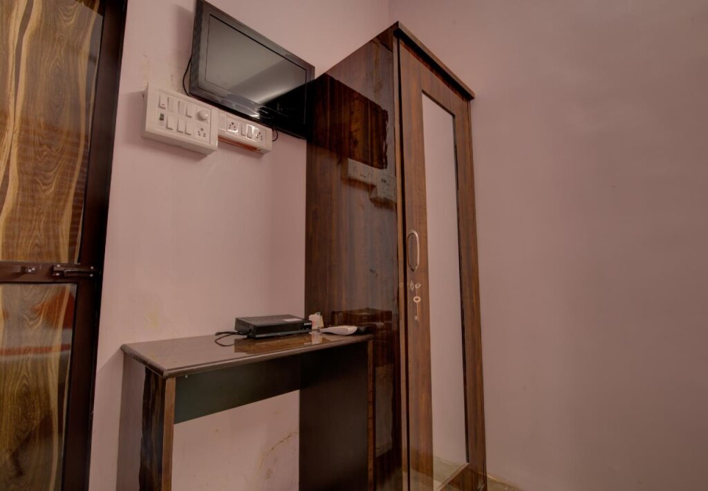 Ashu Bini Hospitality Gokul Dham Film City By OYO Rooms — фото 3