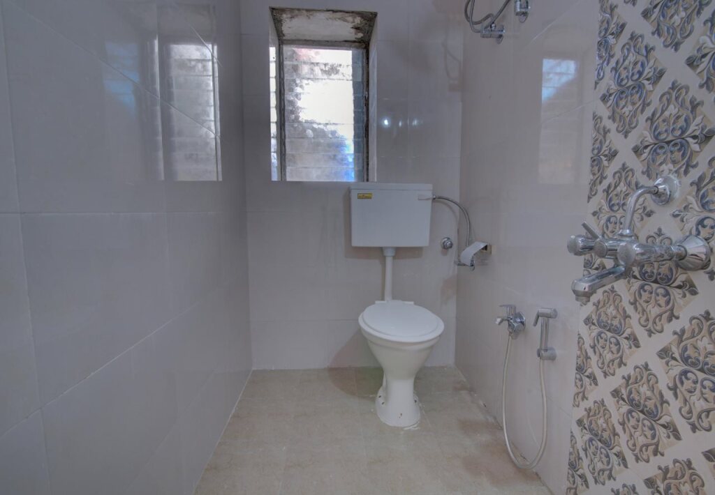 Мумбаи: Ashu Bini Hospitality Gokul Dham Film City By OYO Rooms