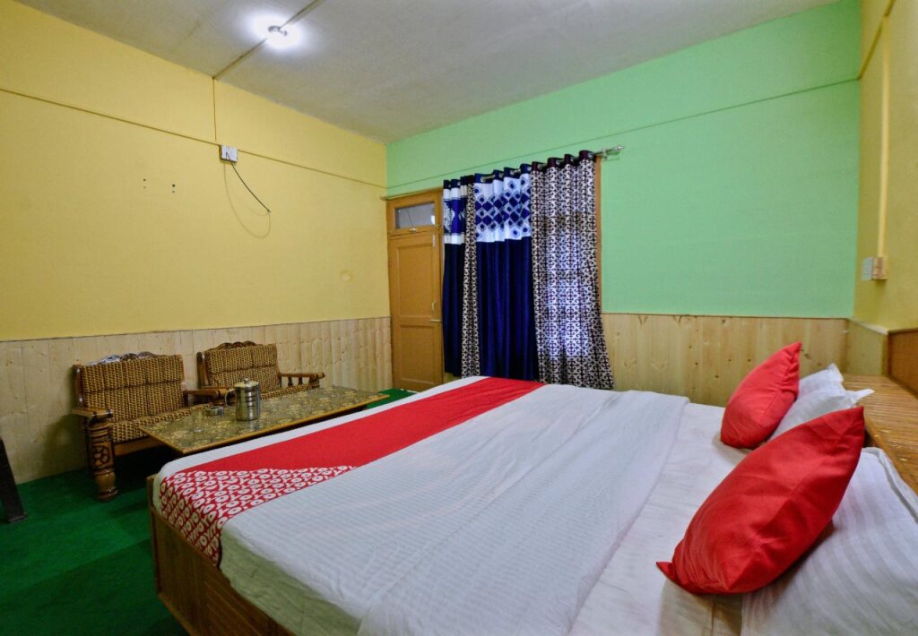 Гушайни: Hotel Veer By OYO Rooms
