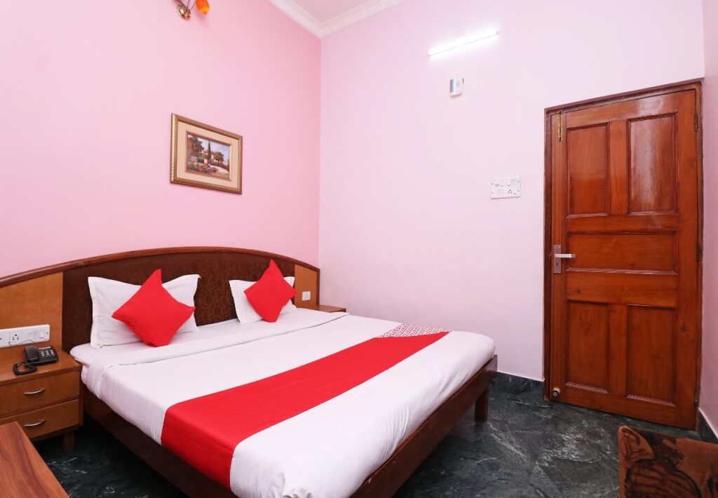 Барели: Hotel Shanti Inn By OYO Rooms