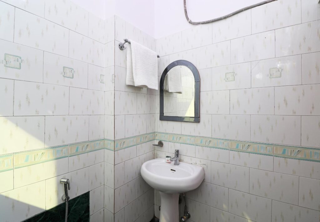 Барели: Hotel Shanti Inn By OYO Rooms