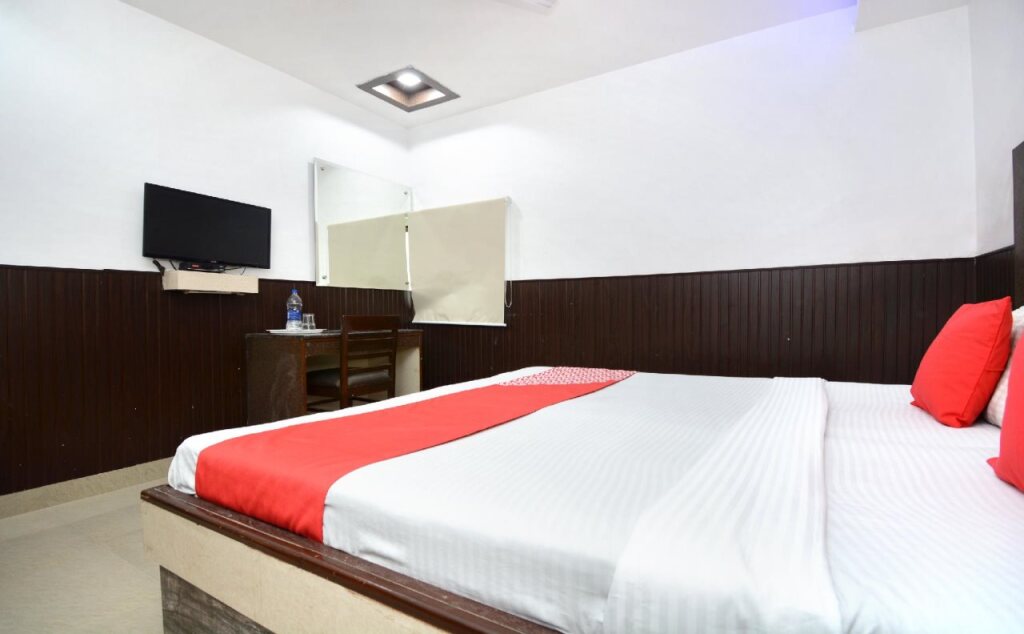 Бадди: Hotel Sartaj By OYO Rooms
