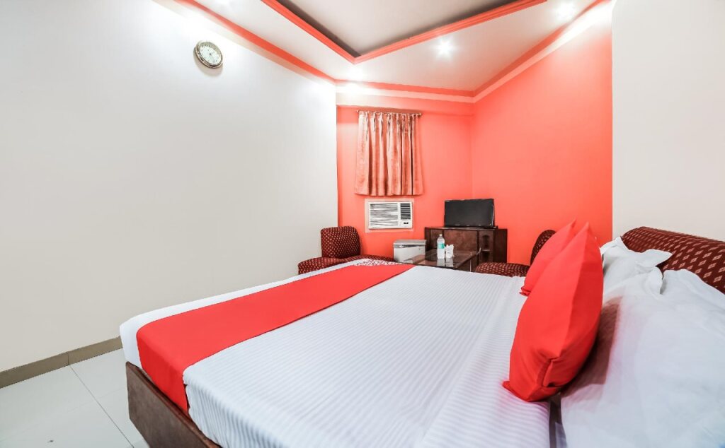 Берор: Rajdhani Tourist Motel