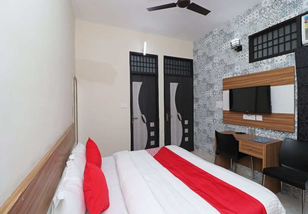 Dwarka Palace By OYO Rooms — фото 4