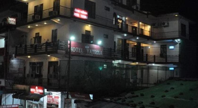 Кангра: Hotel Yatrika