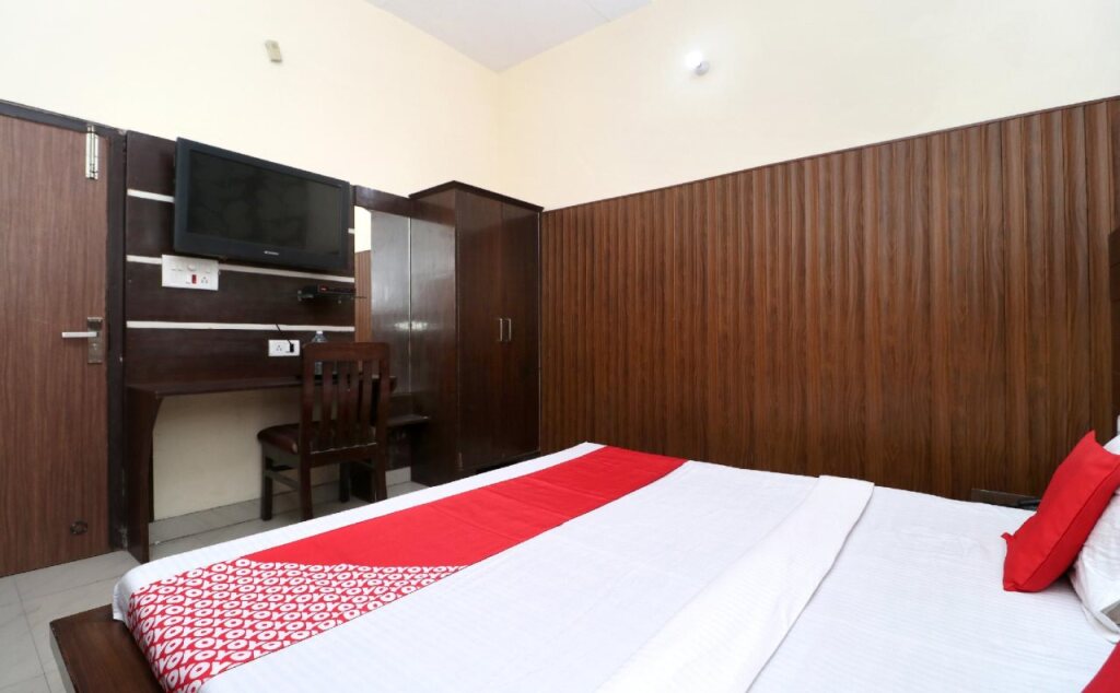 Амбала: A K Regency Hotel By OYO Rooms