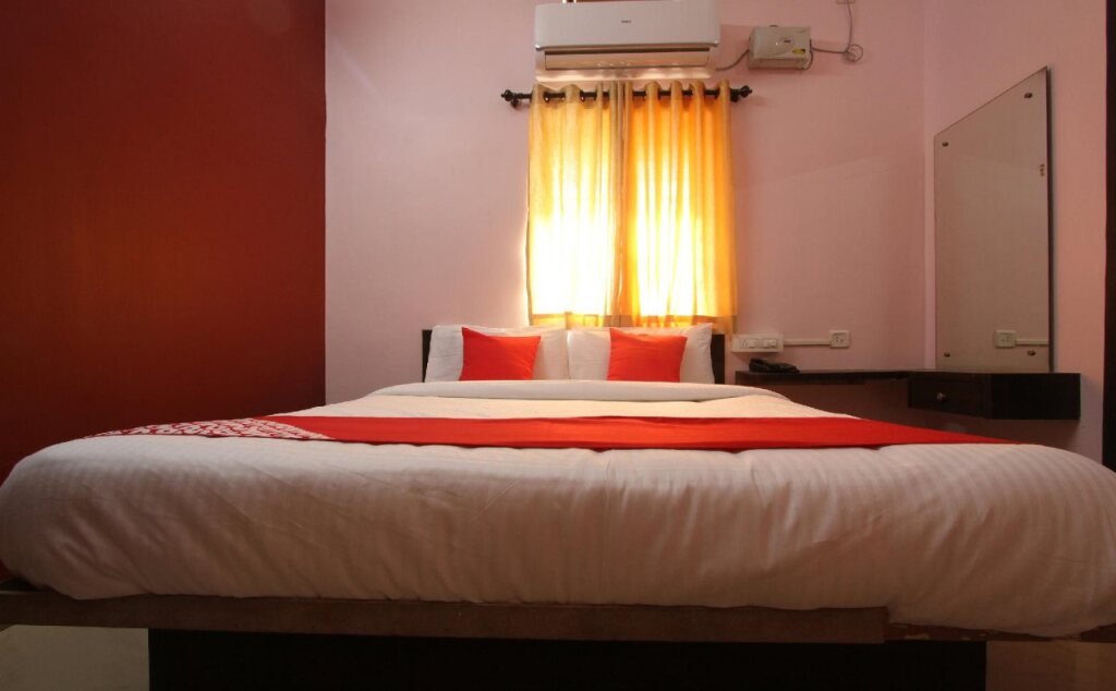 Гулбарга: Hotel Skg Comforts by Oyo Rooms