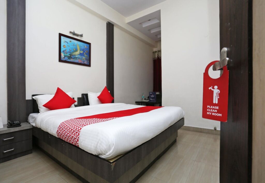 Aligarh: Hotel Neelkanth By OYO Rooms