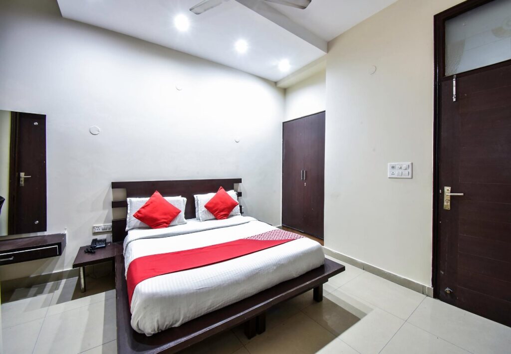 Rohtak: Hotel Lords By OYO Rooms