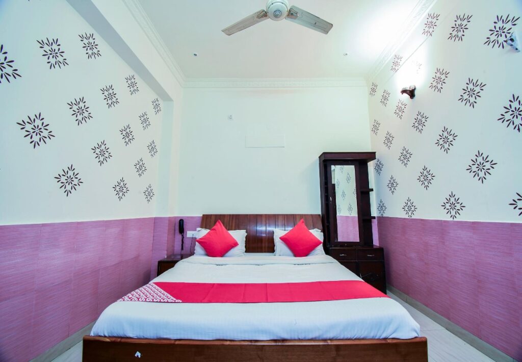 Rohtak: Hotel Vice Roy by OYO Rooms