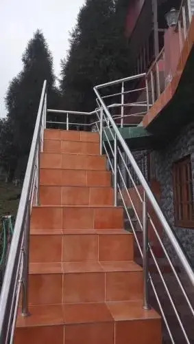 Курсеонг: Vamoosetrail Mahal Diram