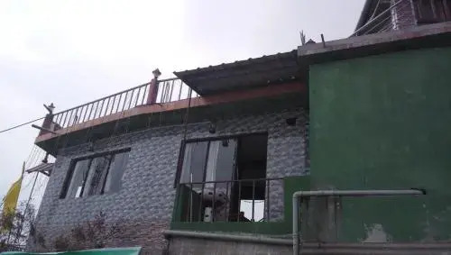 Курсеонг: Vamoosetrail Mahal Diram