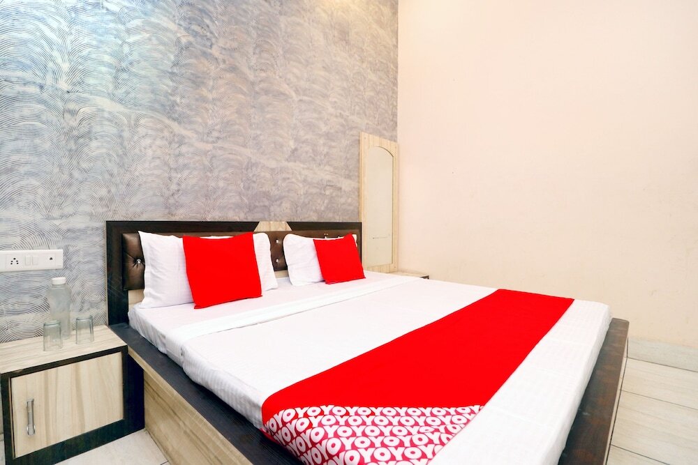 Hotel Pushp Vatika by OYO Rooms — фото 1