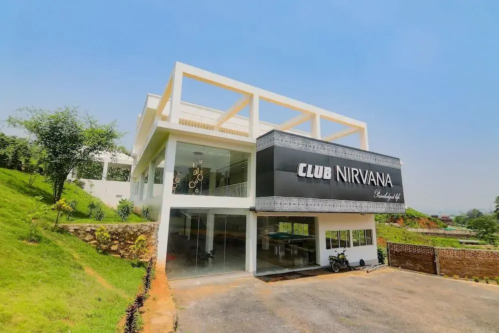 Гувахати: Club Nirvana by OYO Rooms