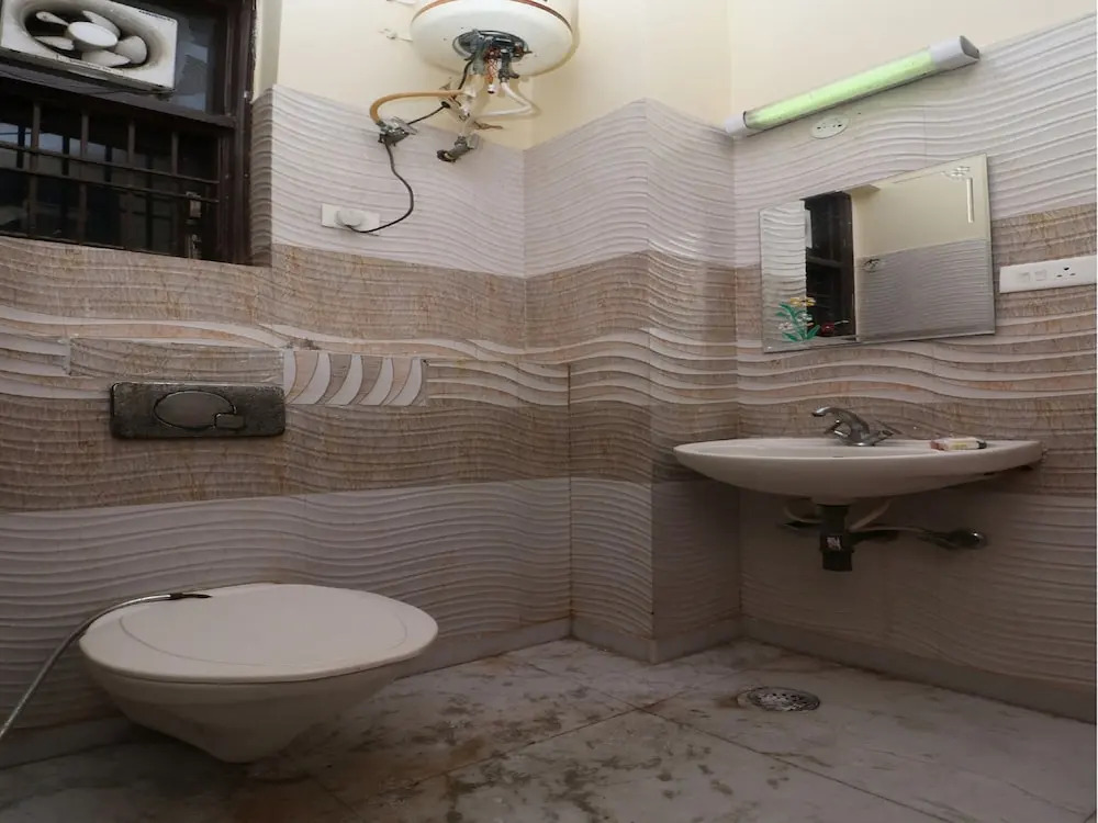 Вриндаван: Hotel Gurudham Vrindavan by OYO Rooms