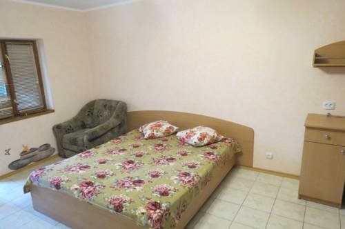 Рыбачье: Guest House Granat