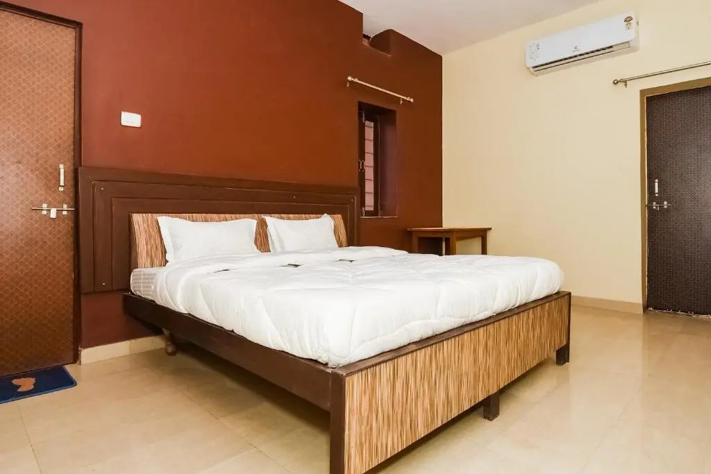 Луни: Sapphire Inn by OYO Rooms