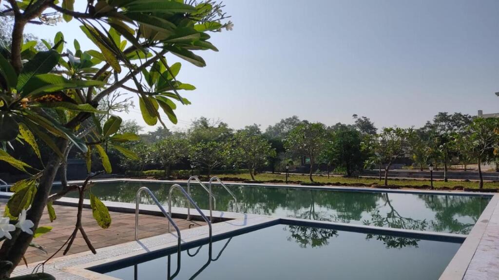 Амби Вэлли Сити: Rudra Resort