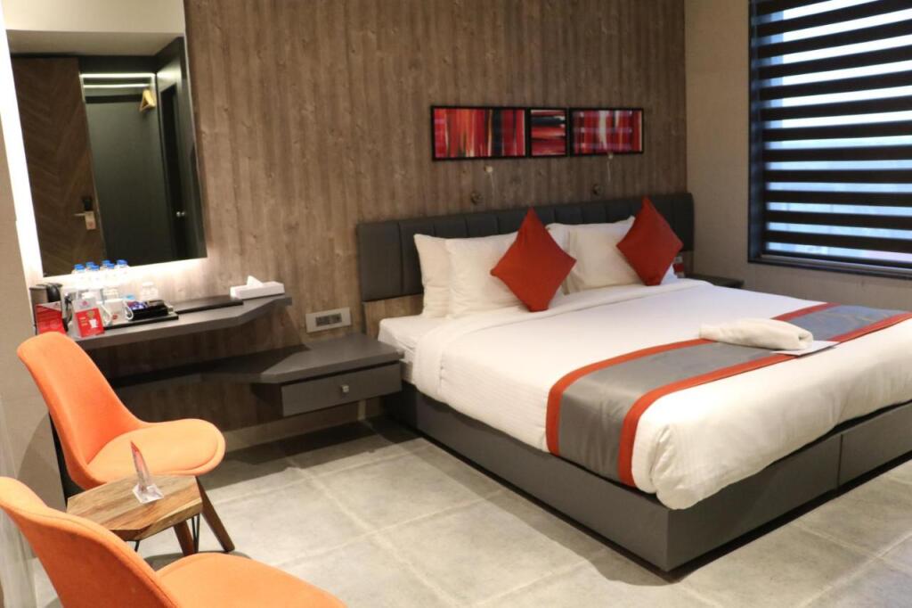 Ховрах: The Soni Otel