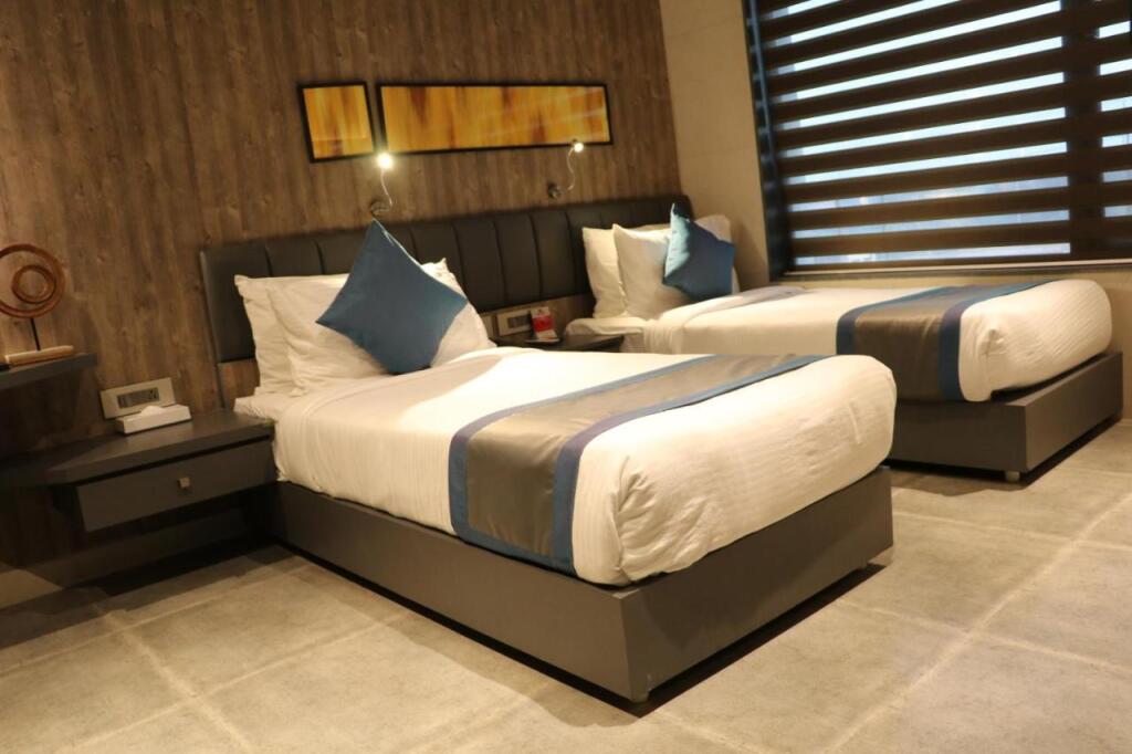 Ховрах: The Soni Otel